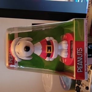 Peanuts Solar Bobbler New in Box
